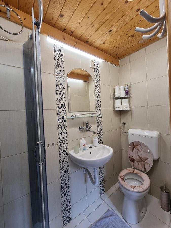 Little Cozy Apartman Miskolc Ngoại thất bức ảnh