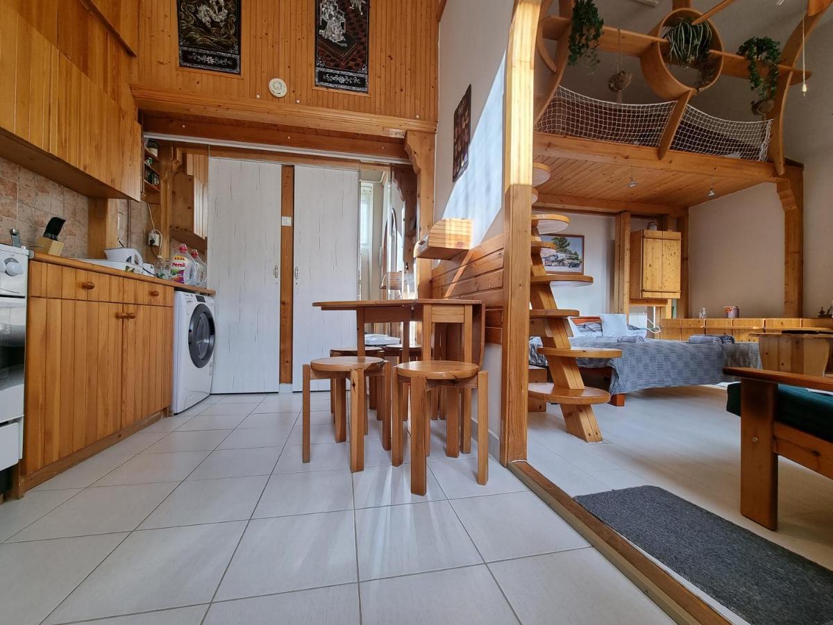 Little Cozy Apartman Miskolc Ngoại thất bức ảnh