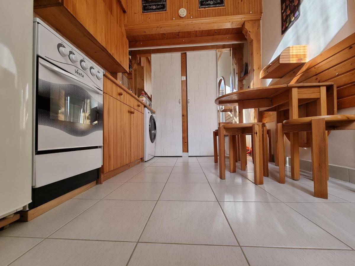 Little Cozy Apartman Miskolc Ngoại thất bức ảnh