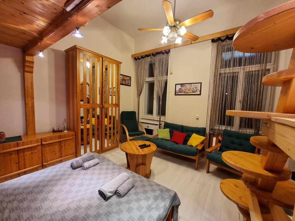Little Cozy Apartman Miskolc Ngoại thất bức ảnh