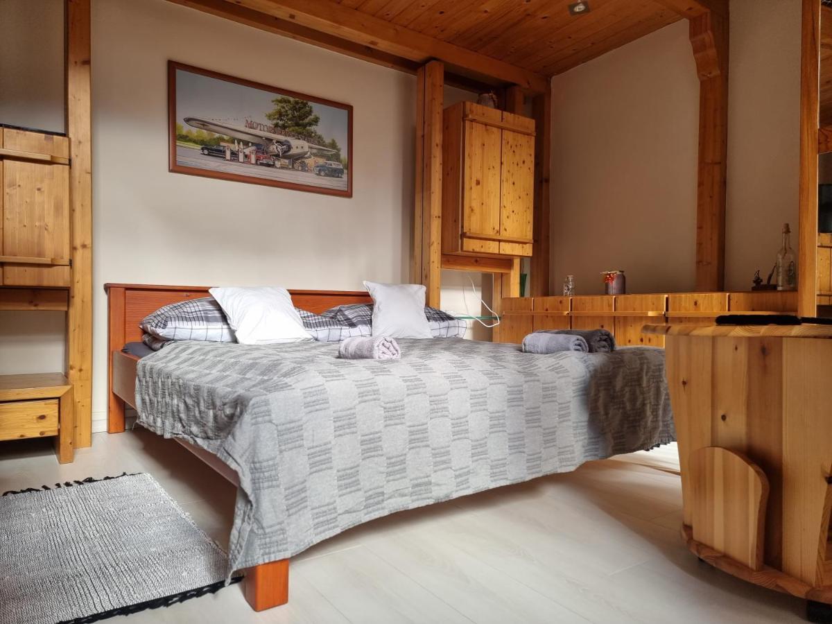 Little Cozy Apartman Miskolc Ngoại thất bức ảnh
